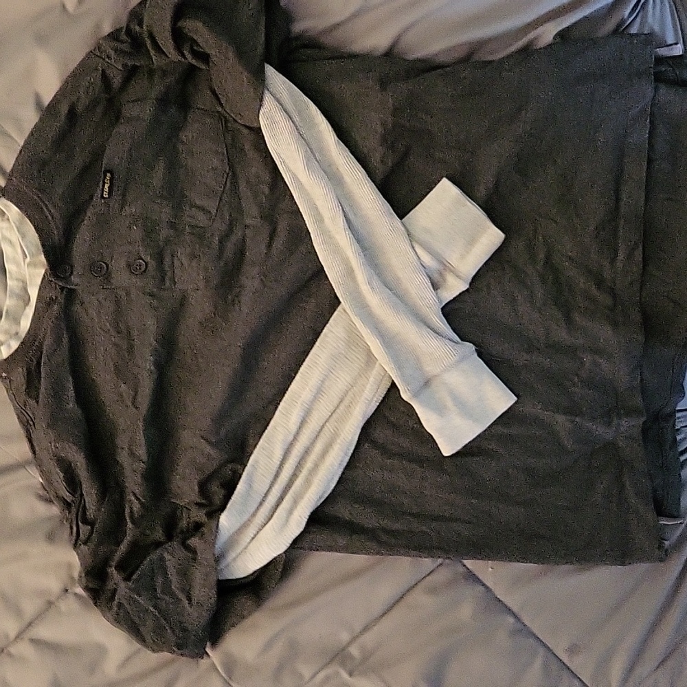 Heathered black / grey Stanley long sleeve